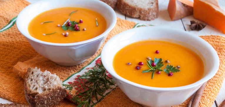 Receita de sopa cremosa: pós-treino quentinho para os dias frios